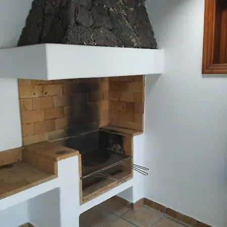 Roferos 32 * Puerto del Carmen (Lanzarote)