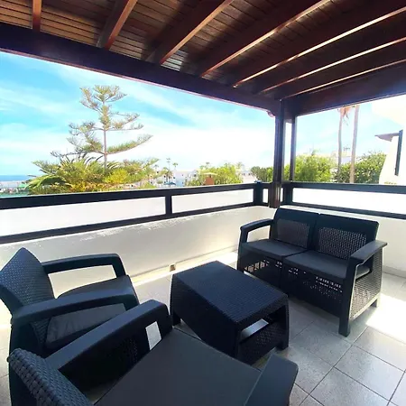 Roferos 32 Puerto del Carmen (Lanzarote)