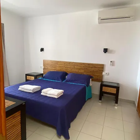 Roferos 32 Puerto del Carmen (Lanzarote)