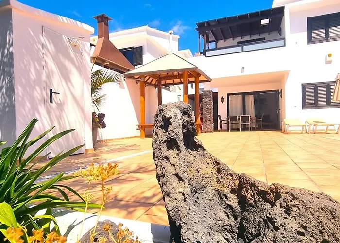 Roferos 32 Puerto del Carmen (Lanzarote)